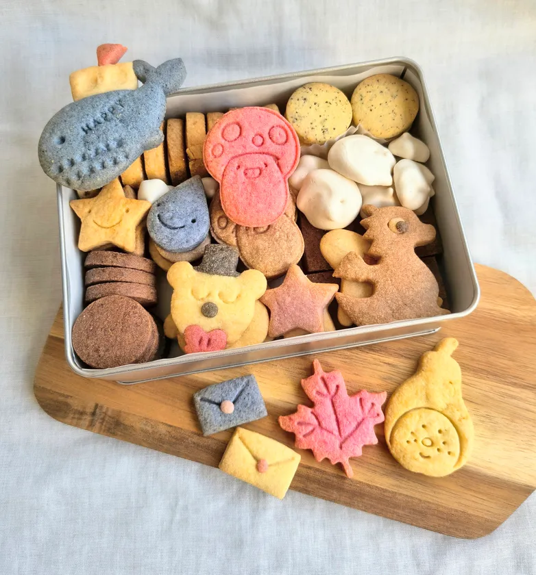 贈呈用クッキー缶のみ