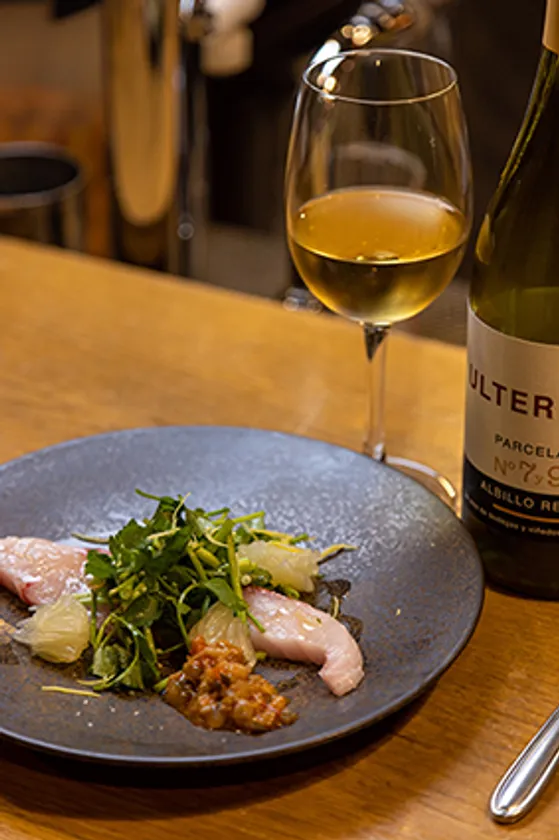 ULTERIORと鰆の温菜