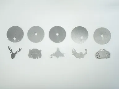 パーツは全てバラバラです