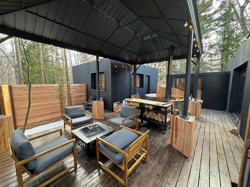 焚き火ラウンジ