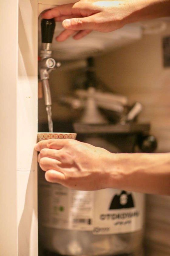 江戸前風寿司とサクフワ天ぷらと至極の樽生日本酒を　
カジュアルに楽しめる寿司居酒屋
「寿司と天ぷらと樽酒 京都四条烏丸店」
～2026年3月1日、リニューアルオープン～