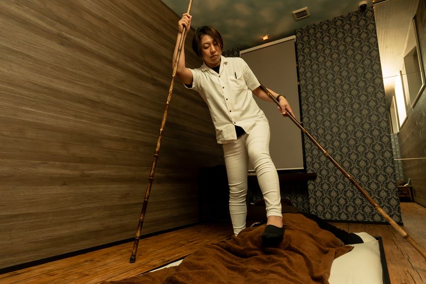 独自の楓月式足技整体で内側から美を引き出します。