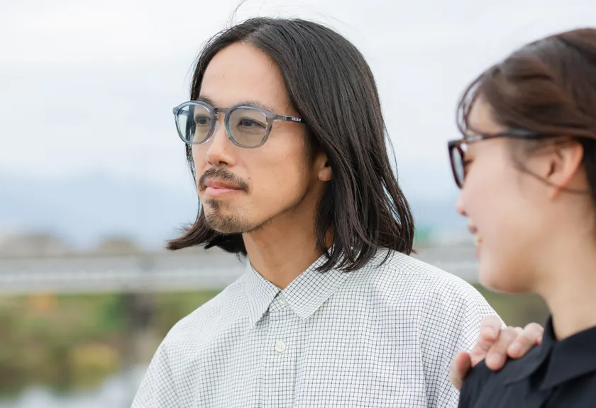 SLD-006 PALE BLUE/L.BL 着用