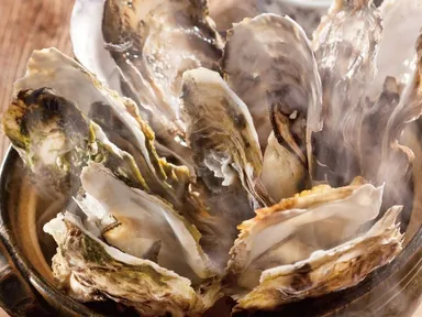 牡蠣の土鍋蒸し　980円