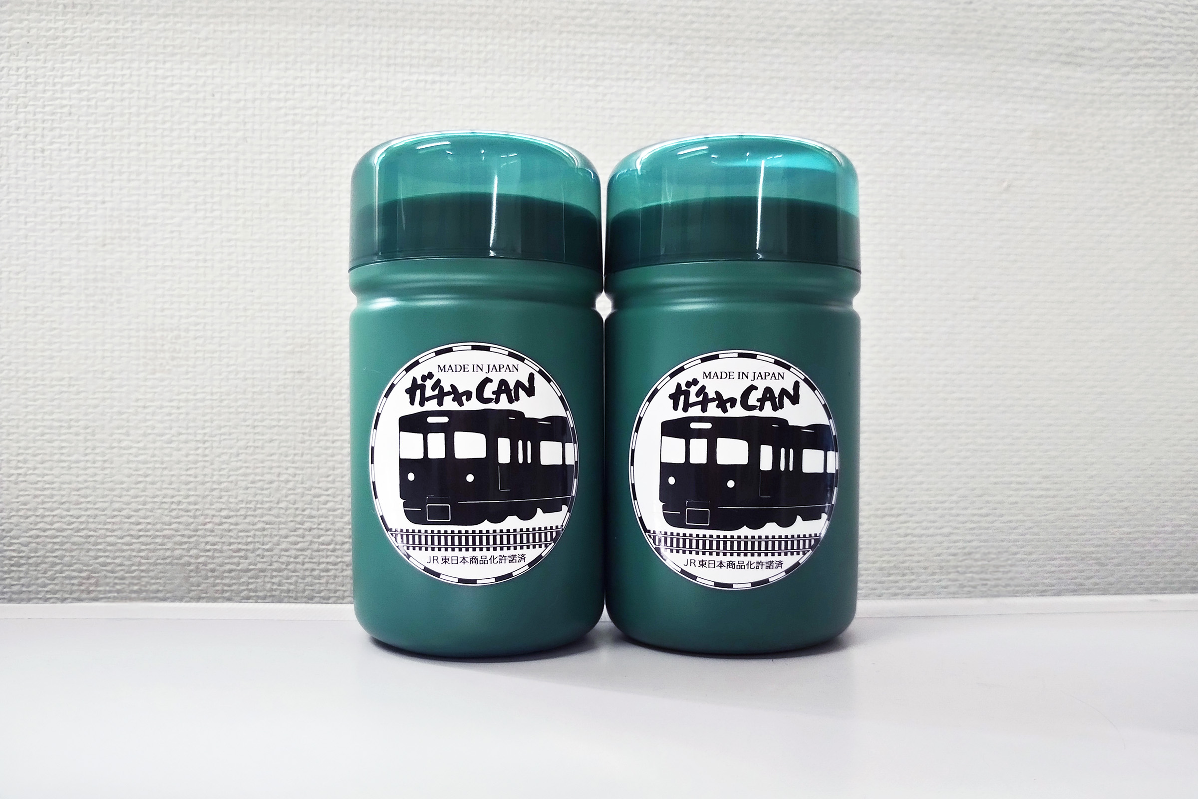 あ*わ様 《駅名板 Chiba 成田線 緑色 JR東日本実使用品 プラスチック製 JR東日本 駅看板アクリルキーホルダーをガチャCAN自販機で 4月10日より