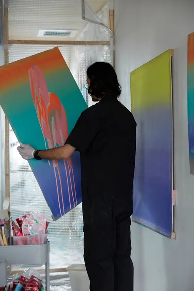 強い視覚的インパクトを持つ作品の数々