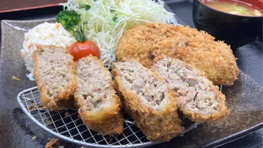 メンチカツ定食