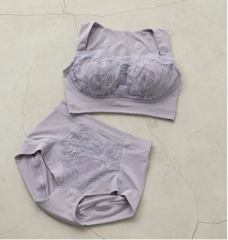 肩らっくす LUXE ハーフトップと腰こりらっくす LUXE ペアショーツ