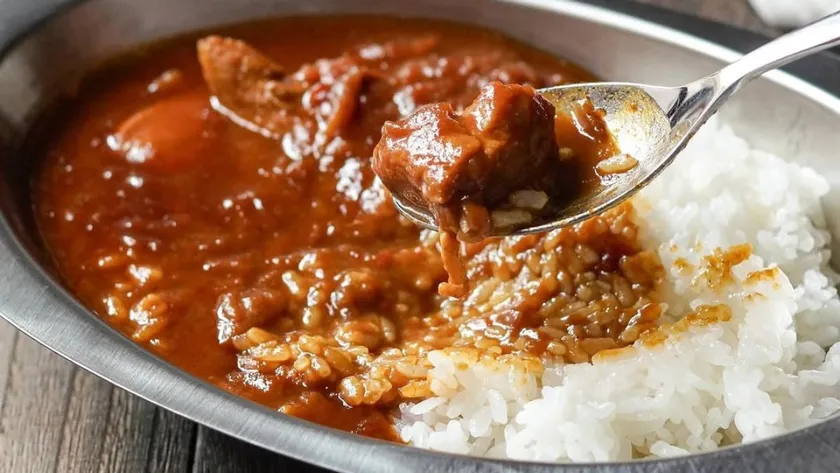 思わず食べたくなる“しずる感”のある一皿 (Instagram投稿: @rina_camera_food )