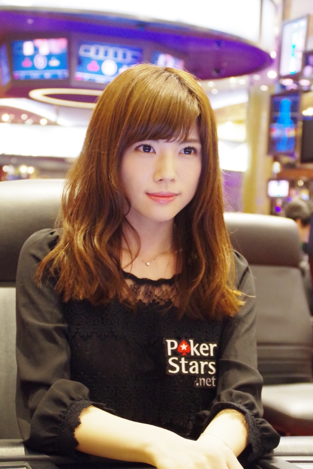 ポーカーゲーム Pokerstars Jp ブランドアンバサダー 親善大使 現役金融系ol兼グラビアタレントの松川佑依子さん ポーカー国際大会 マカオ ポーカー カップ22 に初参戦 アマヤゲーミング社のプレスリリース