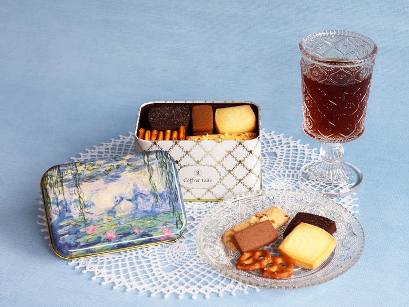 ブルボン、株式会社レーマンから新商品　
見た目にも気品あるクッキーギフト「コフレトワール」を
5月14日(木)に新発売！