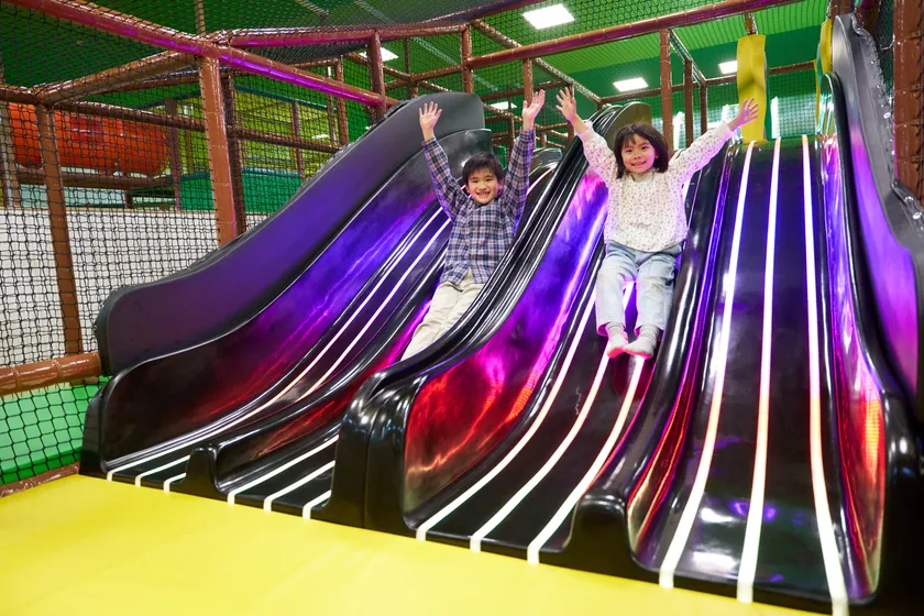 カラックリ　滑り台