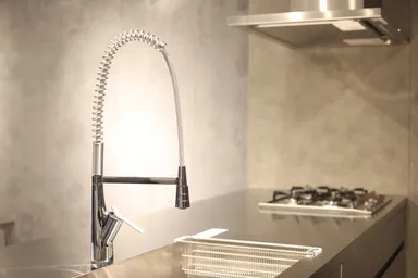 スタイリッシュな水栓