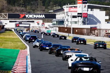 THE SKY GROUP DAY パレードラン2