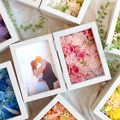 様々なお色味のフォトフレームをご用意。お母さまにぴったりなプレゼントが見つかります。