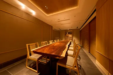 元麻布 ささ野 14名用個室