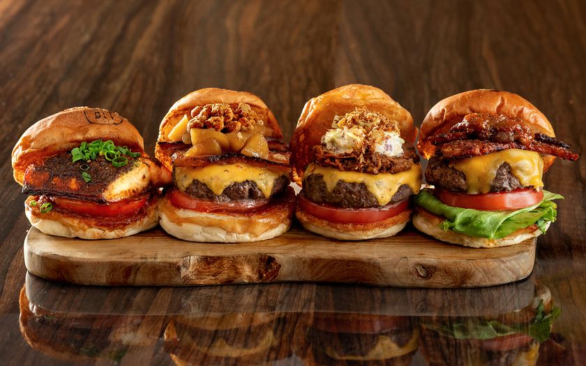 【GWから開催】全米が熱狂する“バーガーの祭典”が六本木に
BLT STEAK ROPPONGI「バーガーマンス2026」開催!
禁断の甘じょっぱさ「アップルコブラー」など新作4種が登場