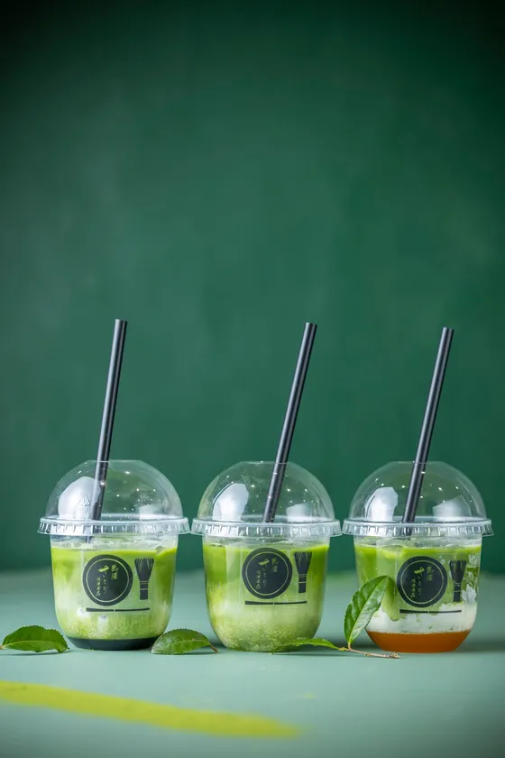 左：お濃茶ラテ 黒糖蜜入り 720円、中央：お濃茶ラテ 680円、右：お濃茶ラテ 静岡みかんレモン 720円