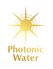 スプレーするだけで洗い立てのような清潔感！
見違えるような毛ヅヤが長持ち！
フォトニックウォーター「犬の美容液」4月1日発売！