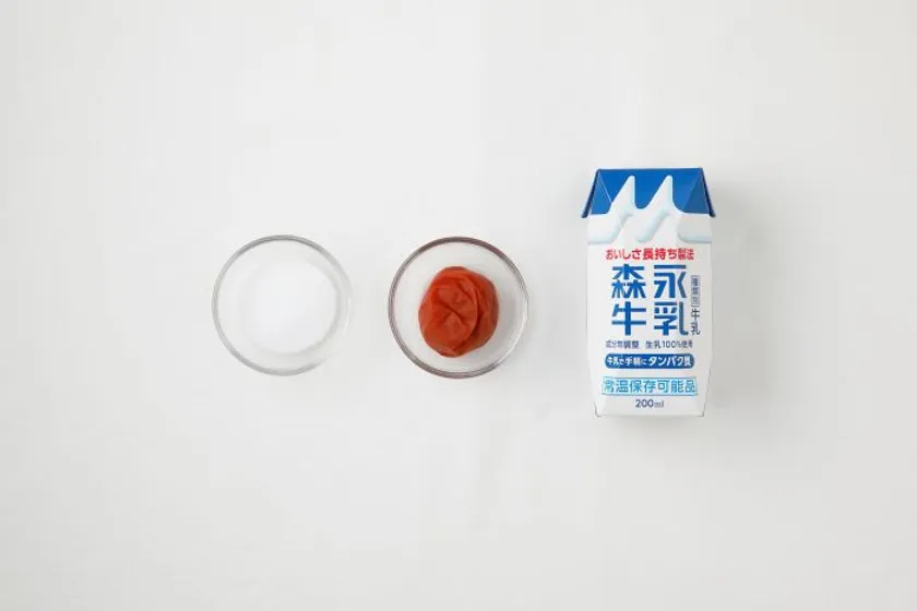 梅干しラテ材料