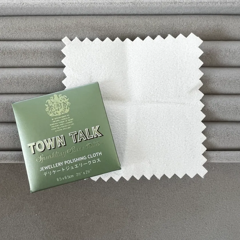 来場者プレゼントのジュエリークロス