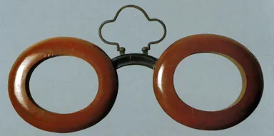 (Photo_06)眼鏡屋の模型看板(吊下看板)昭和ネオン高村看板ミュージアム蔵