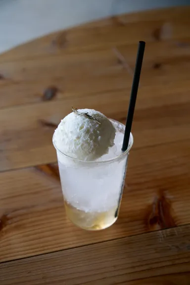 自家製梅のソーダフロート