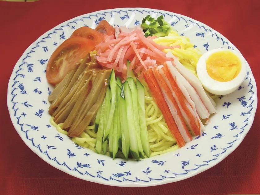 月のうさぎ 冷やし中華風こんにゃく(ごまだれ)