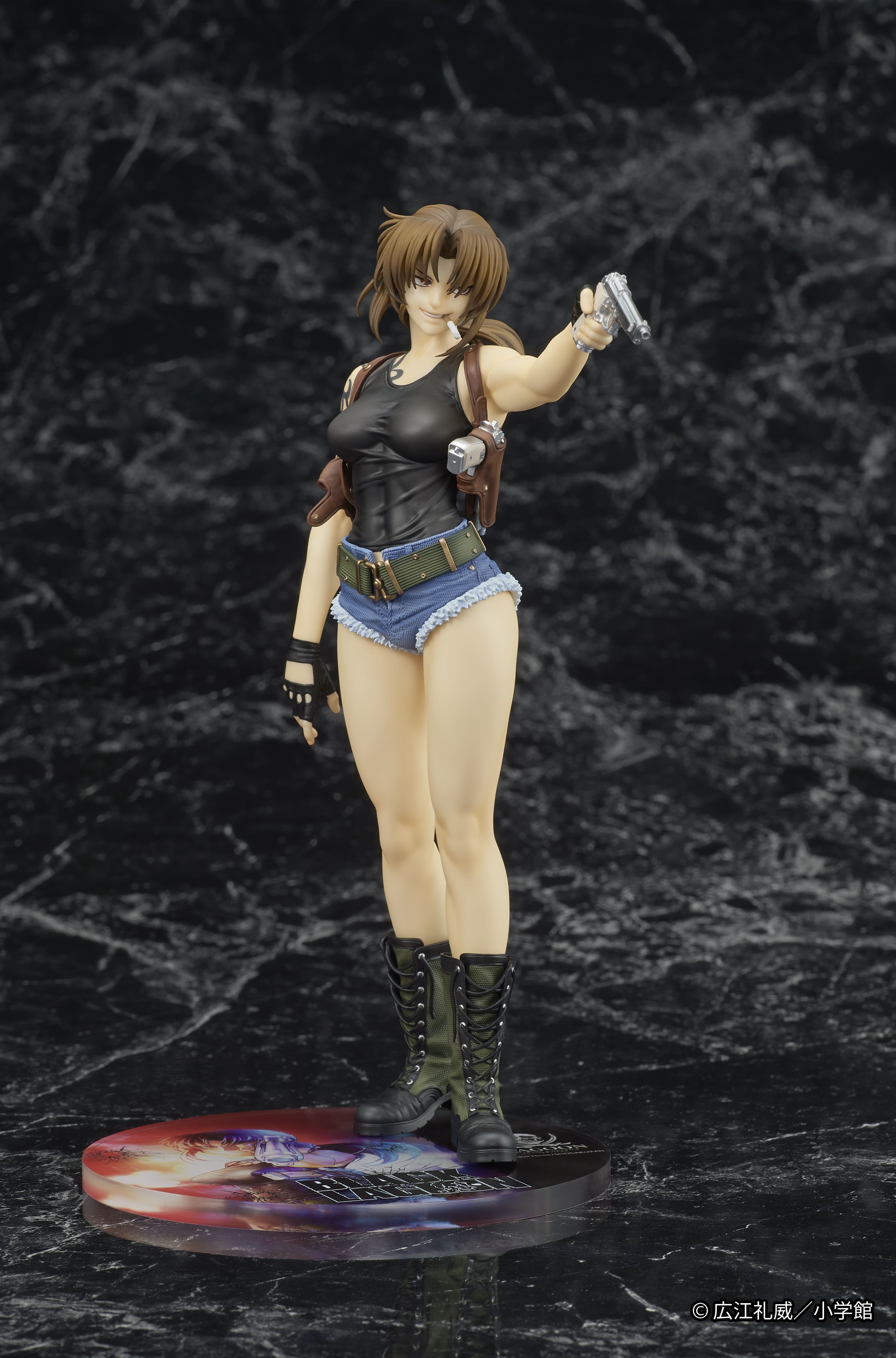 ハードボイルド・ガンアクション漫画『BLACK LAGOON』より、 “レヴィ