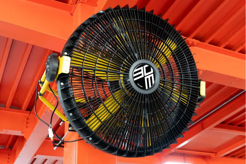 作業動線を塞がない熱中症対策「30M FANS HANG」