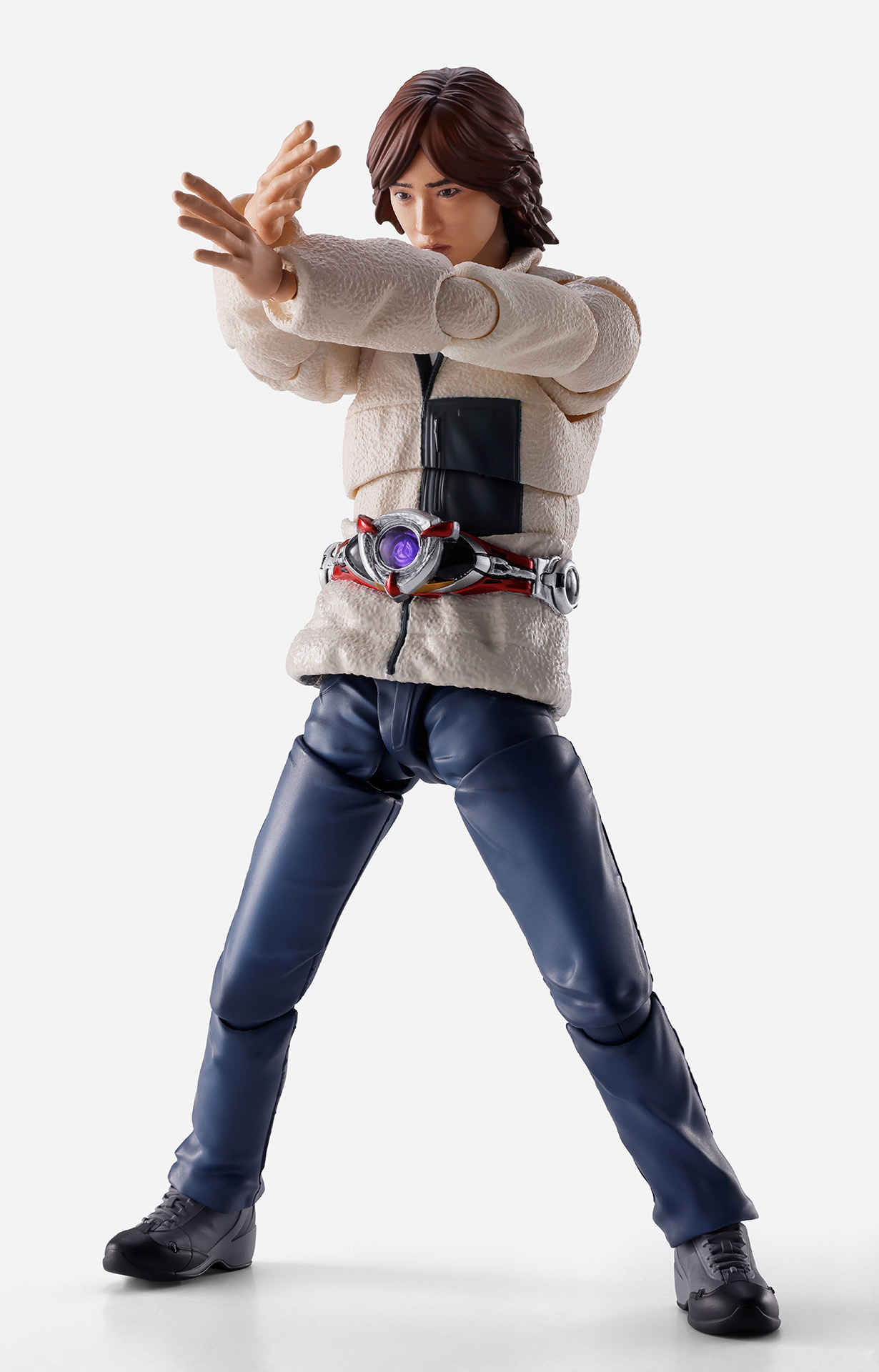 25周年を迎える『仮面ライダーアギト』より、 主人公「津上翔一」が