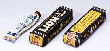 1948年『ライオンFクリーム』