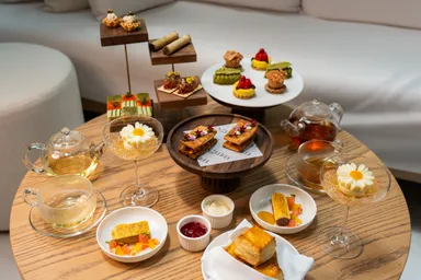 シンガポール・エディション サマーアフタヌーンティー at Lobby Bar