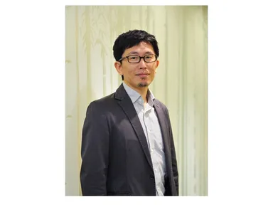 著者　渡部 亮太