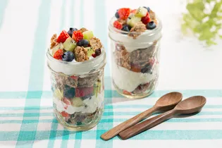 ヨーグルトのスッキリブランパフェ in メイソンジャー