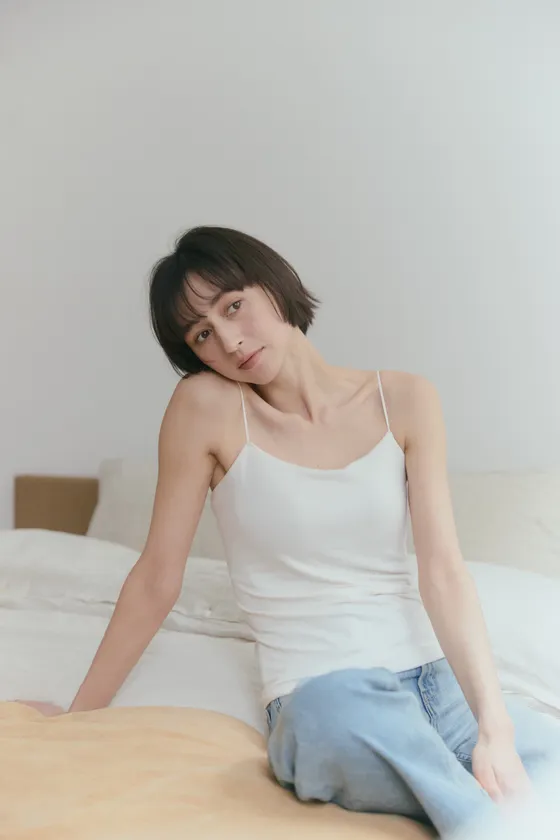 Cup In Bare Camisole2