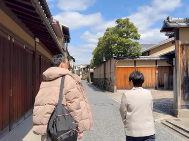 表千家・裏千家邸宅の建ち並ぶ、ほとんど観光客が訪れない小川通
