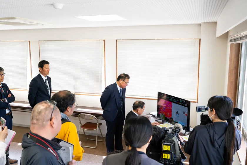 要救助者捜索デモ(1) 屋内