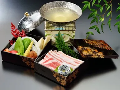 夕食「黒豚しゃぶしゃぶ会席」
