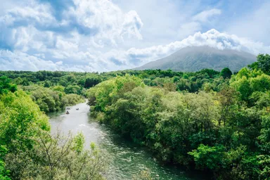 清流・尻別川と、羊蹄山が日常の風景