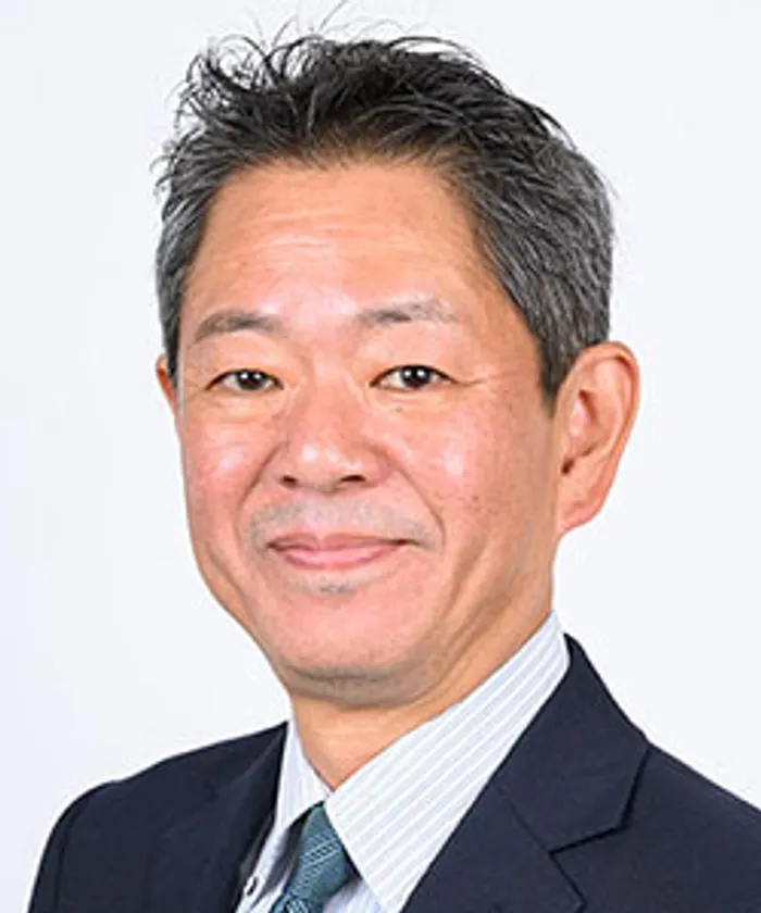 総務省 総合通信基盤局 電波部長　翁長 久 氏
