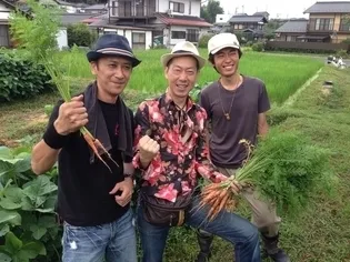 中央が実行委員長の和気 優