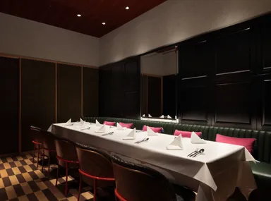 完全個室は最大8名様・10名様の2部屋ご用意