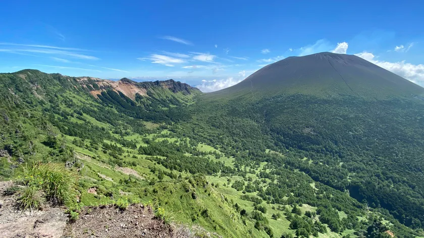 初夏の浅間山