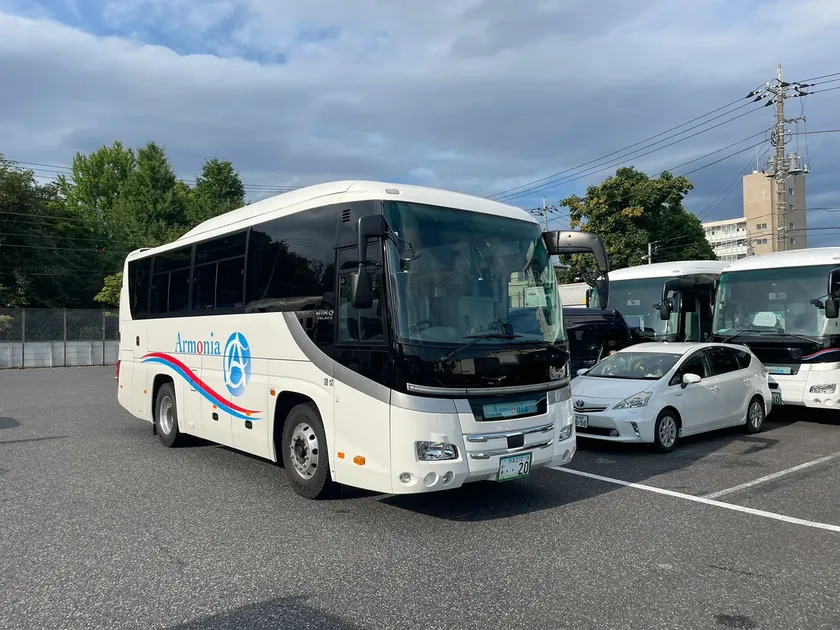中型観光バス