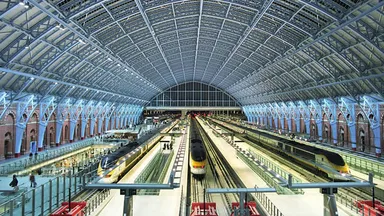 出発駅セント・パンクラス(ロンドン)