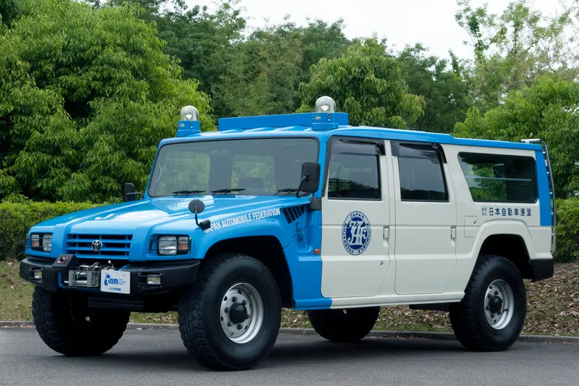 JAF災害対策指揮車