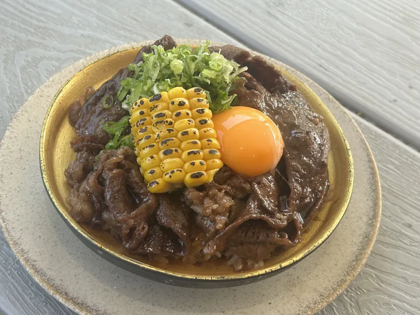 埼玉県武州和牛のコ~ンなすき焼丼