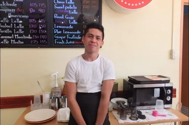 キャンパス内カフェ