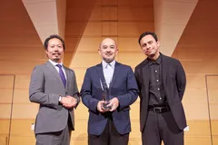 （写真左から） トレジャーデータ株式会社 社長執行役員　三浦 喬 様、NTTインテグレーション株式会社 データ＆アナリティクス事業本部長補佐 中田 寛之、トレジャーデータ株式会社 Chief Product & Growth Officer Rafael Flores 様